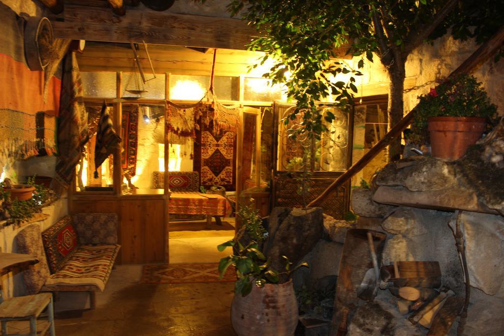 גורמה Stay In Peace Cave Hostel מראה חיצוני תמונה