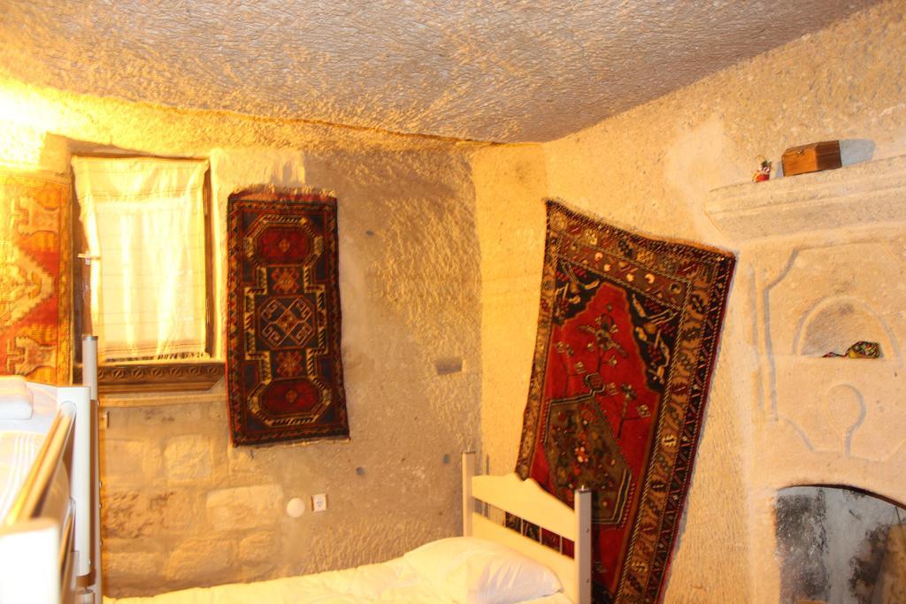 גורמה Stay In Peace Cave Hostel חדר תמונה