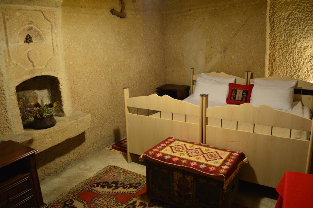 גורמה Stay In Peace Cave Hostel מראה חיצוני תמונה